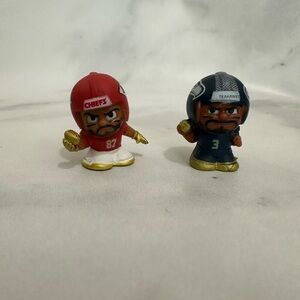 NFL Teenymates Seahawks #3 Russell Wilson and Travis Kelce #87 | Gold Series
